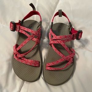 Chacos kids size 3